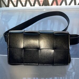 Bottega Veneta belt bag UNISEX